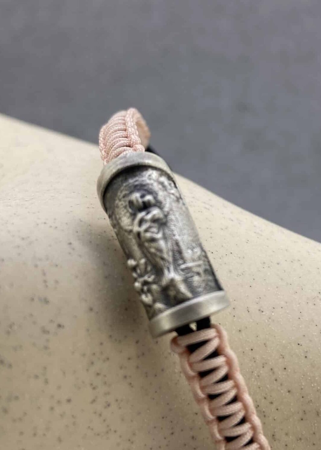 Pulsera Virgen del Pilar nylon Rosa
