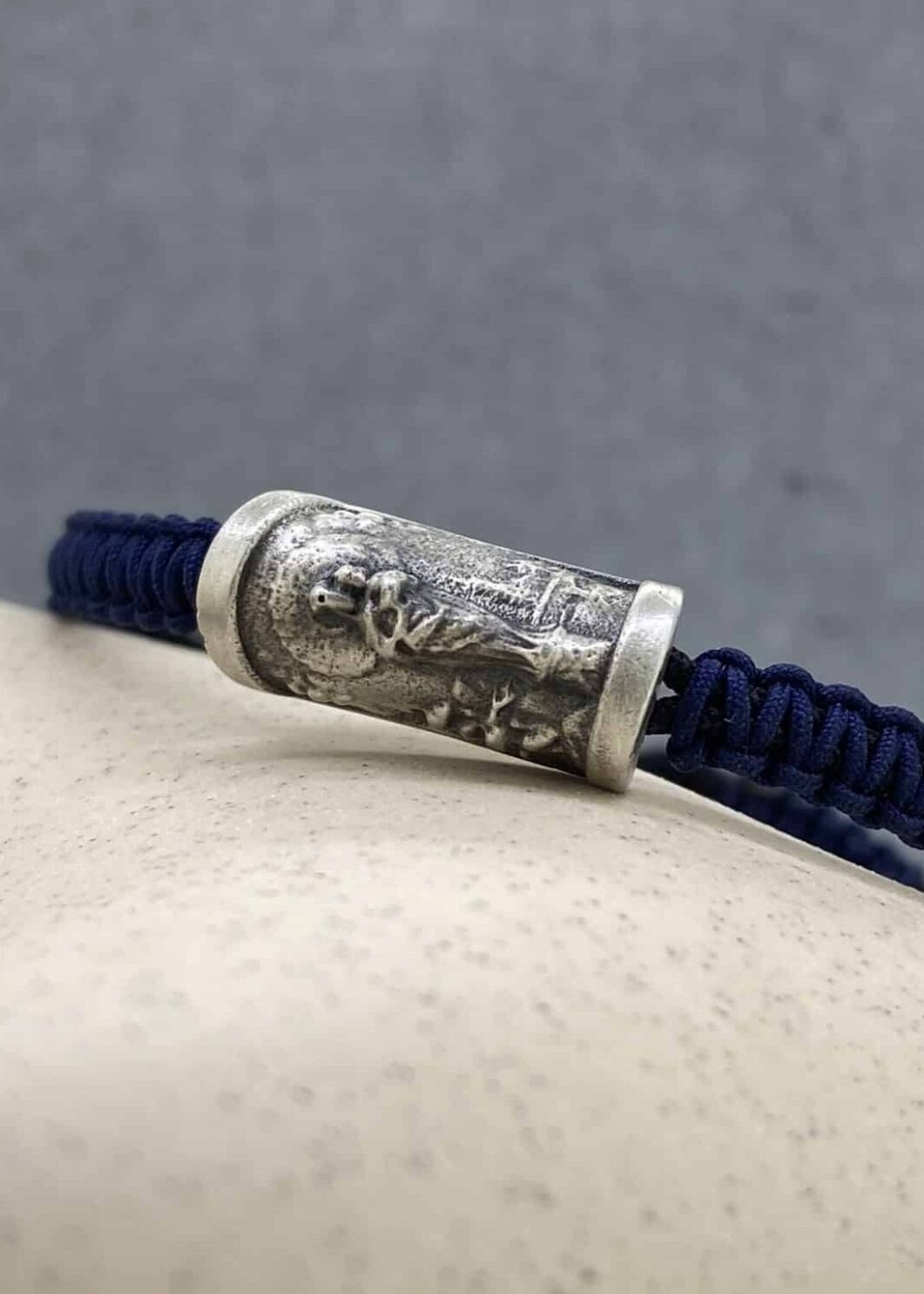 Pulsera de la Virgen nylon azul Marino